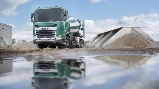 DT-DAF-XFC-FAD-8x4-Day-Cab-2023038