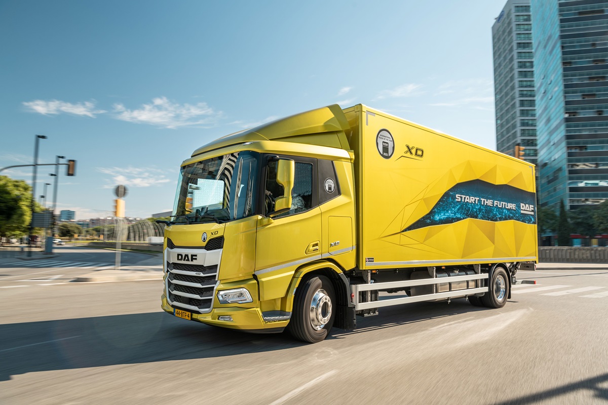 DAF reveals Next-Gen DAF XB urban delivery vehicles - FutureCar.com - via  @FutureCar_Media