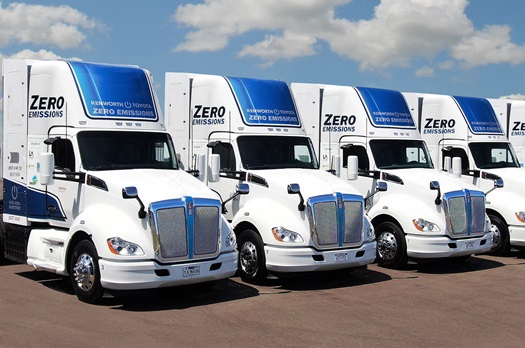 Photo-5---FIVE-Kenworth-T680-FC-Electric-Trucks-at-LA-Port---Version-2