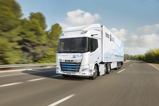 DAF-expands-range-of-electric-trucks-04